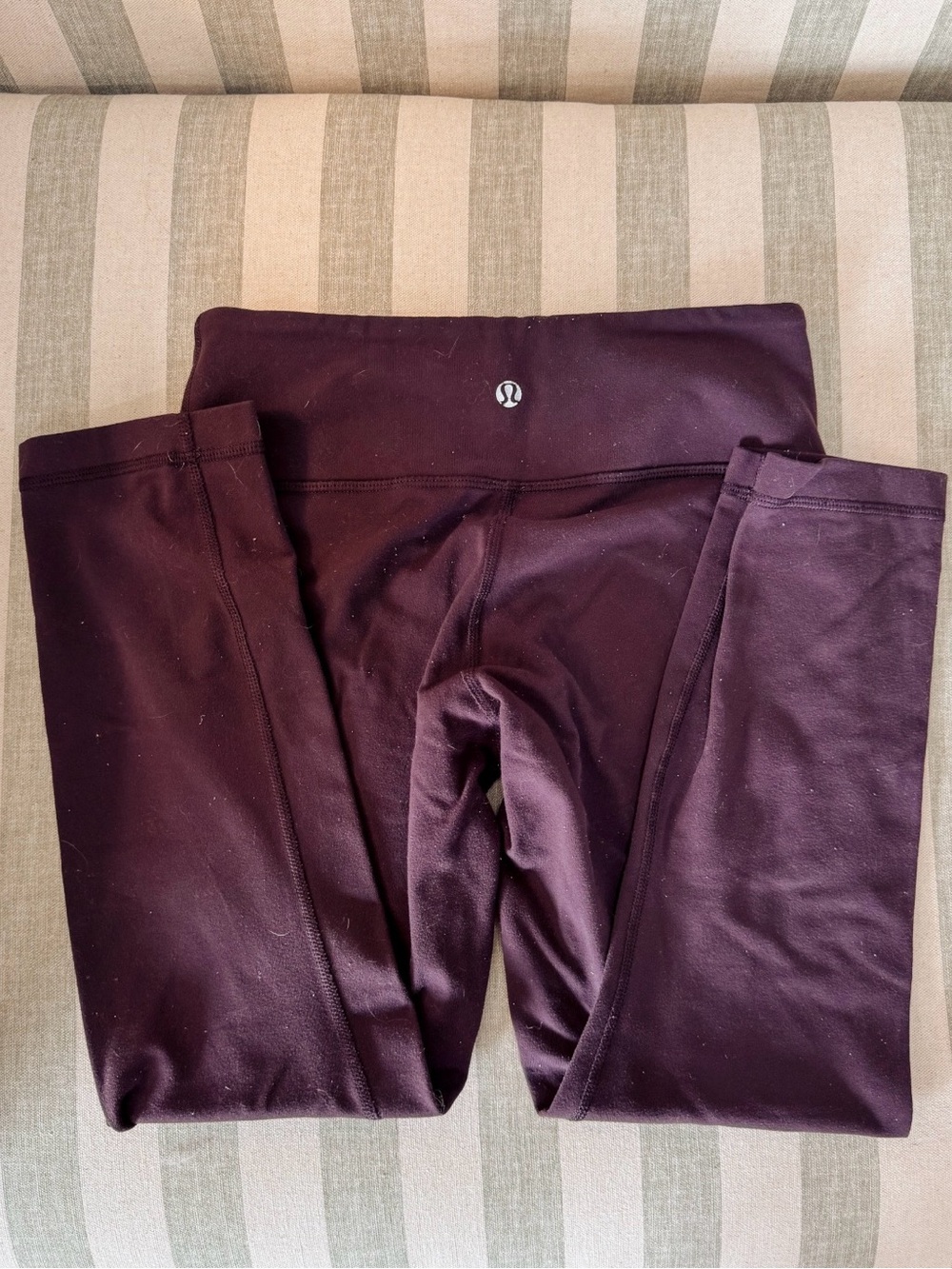 Lululemon High-Rise Cropped Leggings in Deep Plum Size 4
